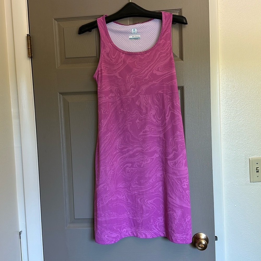 Columbia Omni Freeze Zero Cooling Dress Size Medium